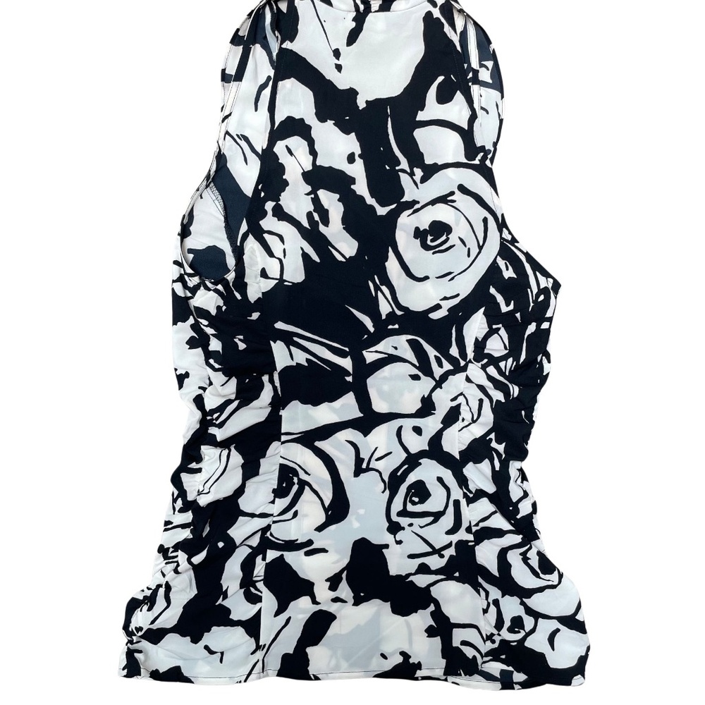 Sleeveless V-neck Top